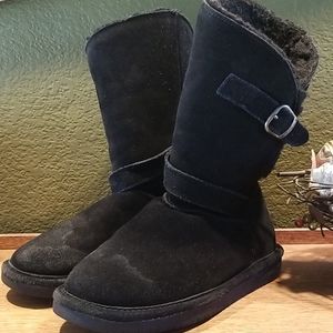 Sz 6 Bearpaw Boots